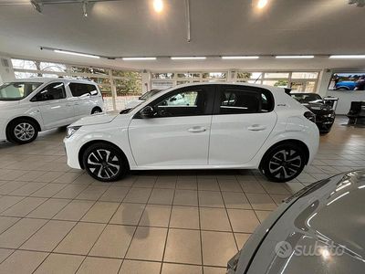 Usata Peugeot 208 Style 74 CV (54 kW) 2024 Bianco Utilitaria