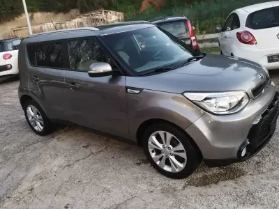Usata Kia Soul 136 CV (100 kW) 2025 Grigio SUV