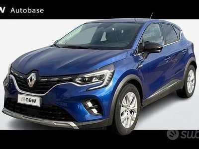 Usata Renault Captur Intens 145 CV (106 kW) 2022 Blu SUV