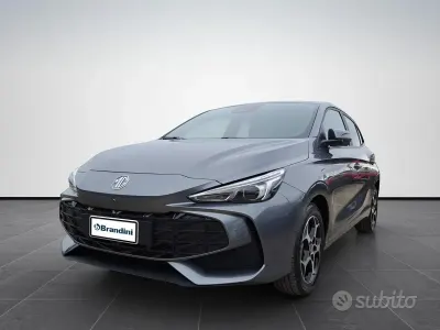 Usado MG MG3 Luxury 102 CV (75 kW) 2025 Gris Utilitario