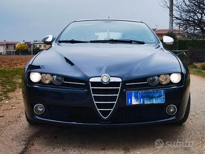 Usata Alfa Romeo 159 136 CV (100 kW) 2011 Nero Station wagon