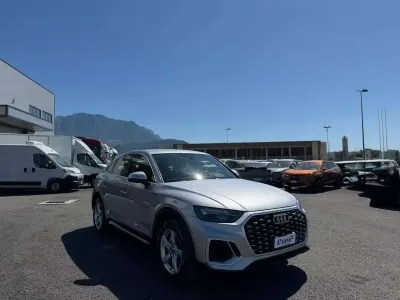 Usata Audi Q5 Advanced 204 CV (150 kW) 2023 Argento SUV