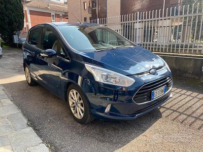 Begagnad Ford B-MAX 75 HK (55 kW) 2015 Minibuss