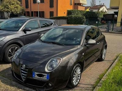 Usata Alfa Romeo MiTo 85 CV (62 kW) 2014 Grigio Utilitaria