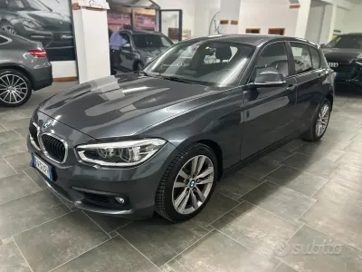 Usata BMW 118 Advantage 150 CV (110 kW) 2019 Grigio Utilitaria