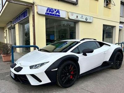 Usata Lamborghini Huracán 610 CV (448 kW) 2024 Bianco Coupé