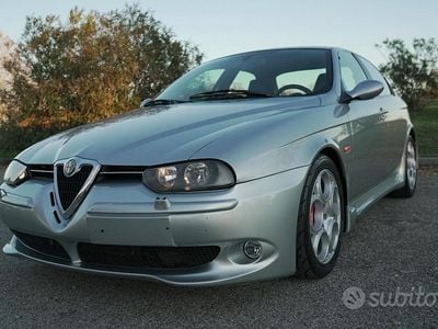 Usata Alfa Romeo 156 GTA 250 CV (183 kW) 2002 Grigio Berlina