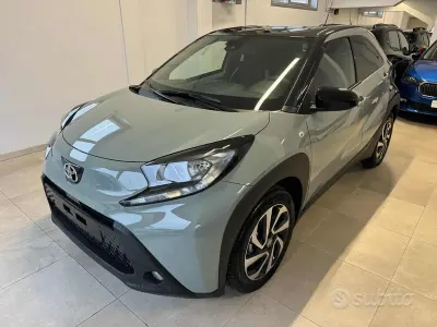 Nouă Toyota Aygo X Trend 72 CP (52 kW) 2025 Verde SUV