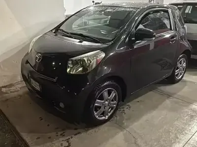 Usata Toyota iQ 68 CV (50 kW) 2010 Utilitaria