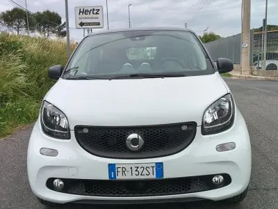 Usata Smart ForFour Prime 71 CV (52 kW) 2018 Bianco Utilitaria