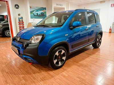 Usata Fiat Panda Cross Cross 70 CV (51 kW) 2025 Blu Utilitaria