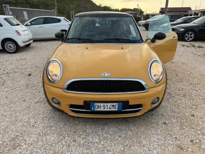 Usado Mini Cooper 109 HP (80 kW) 2008 Amarelo Citadino