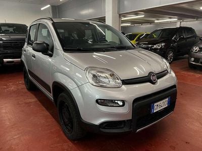 Occasion Fiat Panda 4x4 Wild 86 ch (63 kW) 2018 Argent Citadine