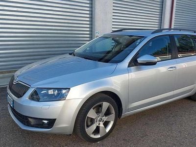 Occasion Skoda Octavia Executive 150 ch (110 kW) 2013 Argent Break