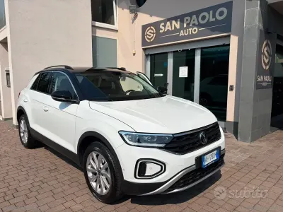 Usata VW T-Roc Style 116 CV (85 kW) 2025 Bianco SUV