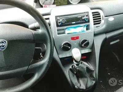 Usata Lancia Ypsilon 77 CV (56 kW) 2009 Bianco Utilitaria