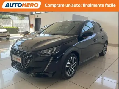 Usata Peugeot 208 Allure 101 CV (74 kW) 2023 Nero Utilitaria