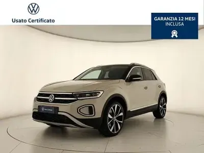 Usata VW T-Roc Style 150 CV (110 kW) 2024 Beige SUV