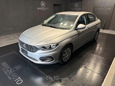 Usata Fiat Tipo Easy 120 CV (88 kW) 2017 Argento Berlina