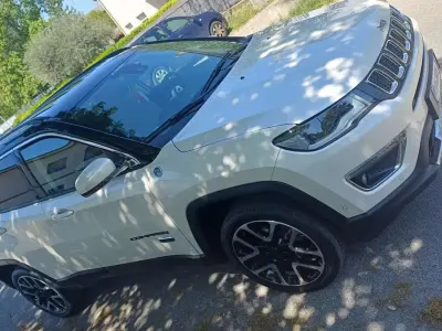 Usata Jeep Compass Limited 140 CV (102 kW) 2018 Bianco SUV