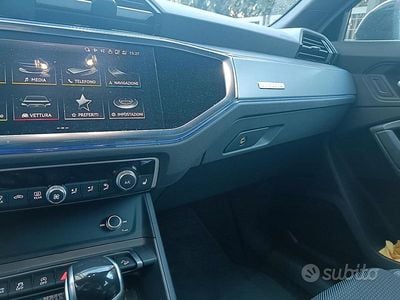 Usata Audi Q3 S-Line 150 CV (110 kW) 2024 Grigio SUV