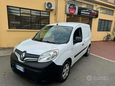Usata Renault Kangoo 90 CV (66 kW) 2014 Bianco Monovolume