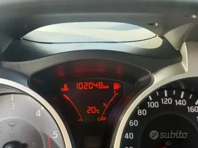 Usata Nissan Juke Acenta 110 CV (80 kW) 2017 Rosso SUV