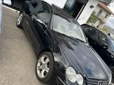 Usata Mercedes C270 Classic 170 CV (125 kW) 2004 Nero Berlina