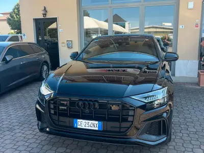 Usata Audi Q8 Sport 285 CV (209 kW) 2021 Nero SUV