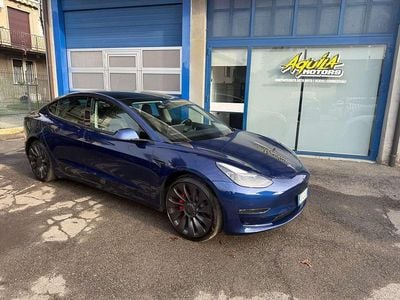Usata Tesla Model 3 Performance 155 kW (211 CV) 2021 Blu/azzurro Berlina
