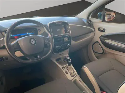Usata Renault Zoe Intens 100 kW (136 CV) 2015 Bianco Utilitaria