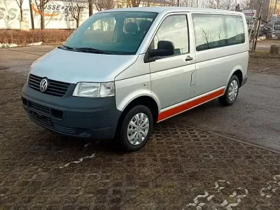 Usata VW Caravelle 131 CV (96 kW) 2008 Grigio Furgone