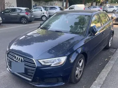 Usata Audi A3 116 CV (85 kW) 2017 Bluazzurro Berlina