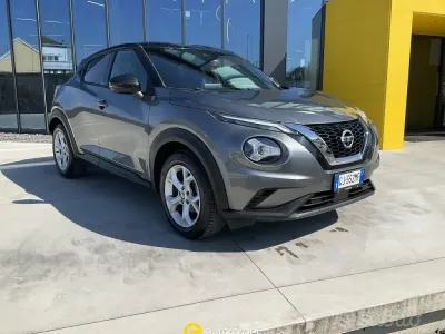 Usata Nissan Juke N-Connecta 114 CV (83 kW) 2022 Grigio scuro metallizzato SUV
