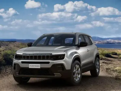 Nuova Jeep Avenger Longitude 101 CV (74 kW) 2025 Granite SUV