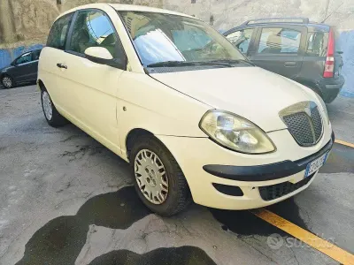 Usata Lancia Ypsilon 60 CV (44 kW) 2006 Utilitaria