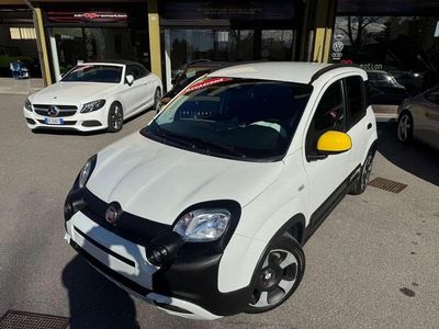 Usata Fiat Panda Cross Cross 70 CV (51 kW) 2024 Bianco Utilitaria