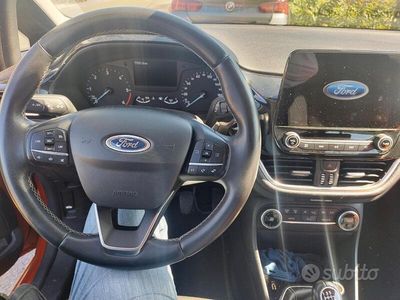 Usata Ford Fiesta 85 CV (62 kW) 2020 Rosso Utilitaria
