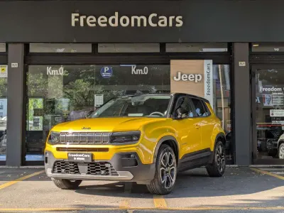 Usata Jeep Avenger Summit 101 CV (74 kW) 2023 Giallo + tetto nero SUV