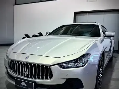 Usata Maserati Ghibli 250 CV (183 kW) 2015 Grigio Berlina