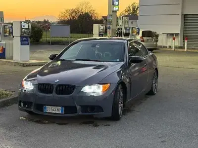 Usata BMW 320 Cabriolet Efficient Dynamics 177 CV (130 kW) 2009 Cabrio