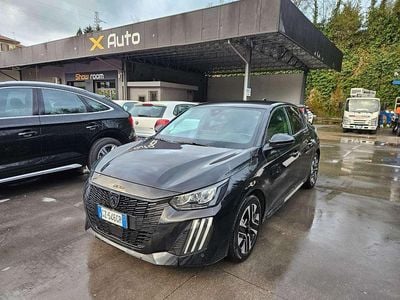 Usata Peugeot 208 Allure 101 CV (74 kW) 2025 Nero Utilitaria