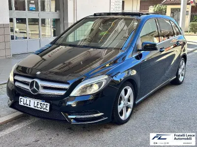 Usata Mercedes B180 Executive 109 CV (80 kW) 2015 Nero Utilitaria