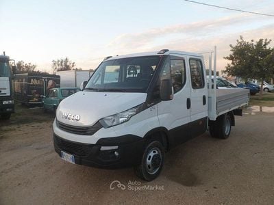 Usata Iveco Daily 150 CV (110 kW) 2018 Bianco Furgone