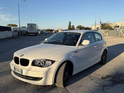 Usata BMW 116 122 CV (89 kW) 2009 Utilitaria