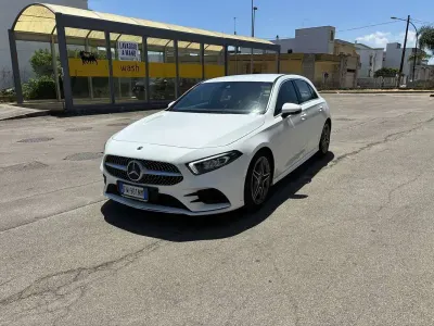 Usata Mercedes A180 Premium 116 CV (85 kW) 2019 Berlina