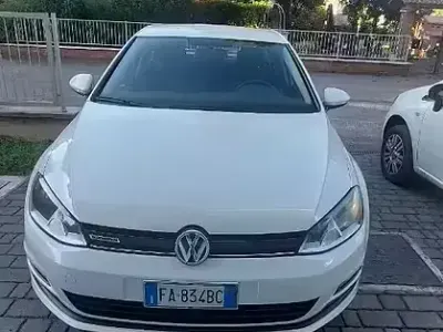 Usata VW Golf VII Trendline 110 CV (80 kW) 2015 Bianco Berlina