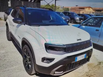 Usata Jeep Avenger Overland 136 CV (100 kW) 2025 Bianco SUV