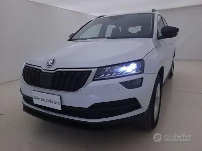 Usata Skoda Karoq Executive 116 CV (85 kW) 2021 Bianco SUV
