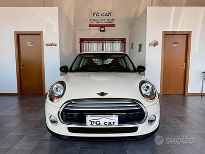 Usata Mini One D 95 CV (69 kW) 2016 Beige Utilitaria